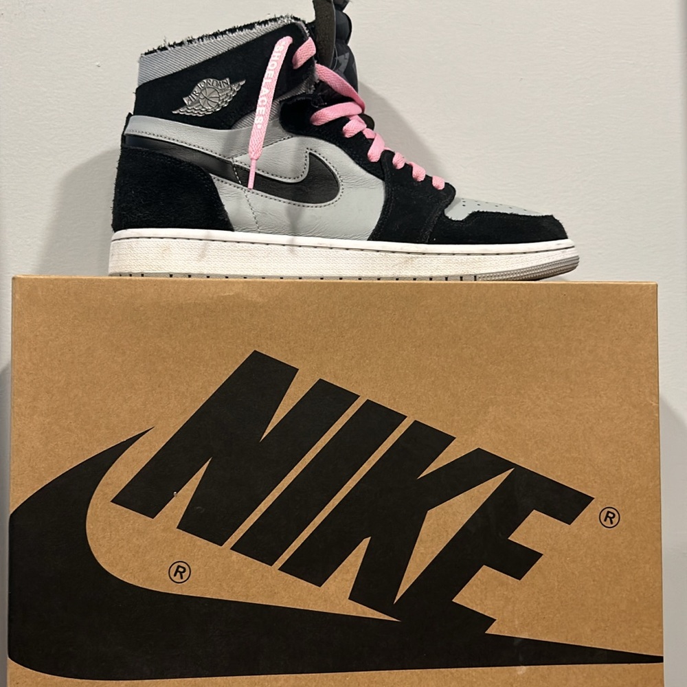 JORDAN 1 BLACK HIGHS SIZE 10